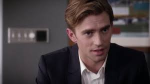 Is this Charles DiLaurentis? No 1 suspect